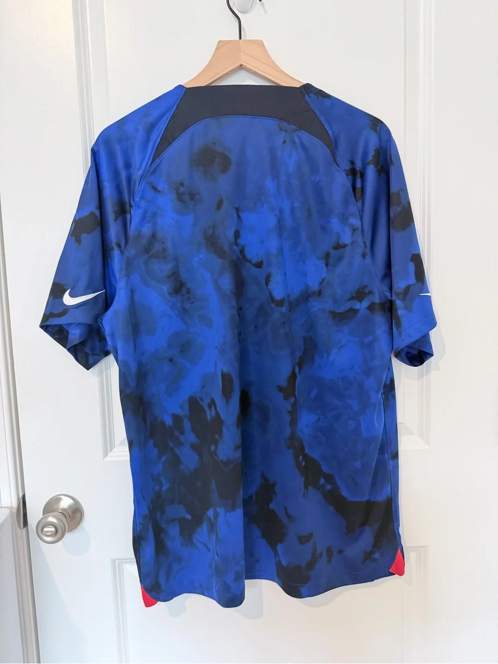 Nike Men’s Blue and Black USA Tie-Dye Soccer Jersey